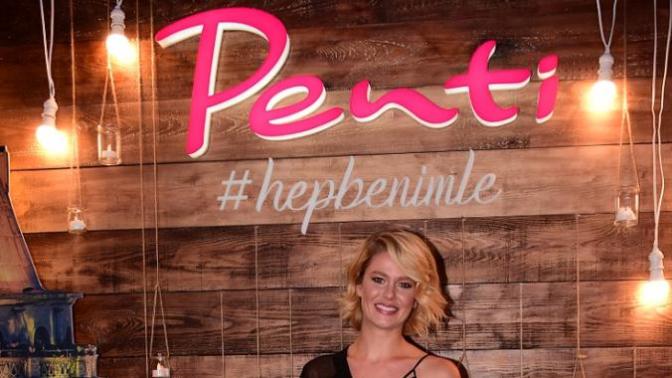 Kızlar, Penti'nin yeni çorap modeli Burcu Biricik'i nasıl buldunuz?