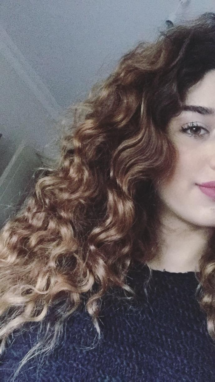 Sizce düz mü, kıvırcık mı saçım daha iyi?