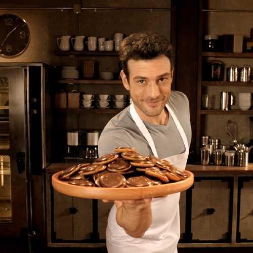 Kumral ve esmer erkekler yakışıklı seciminiz?
