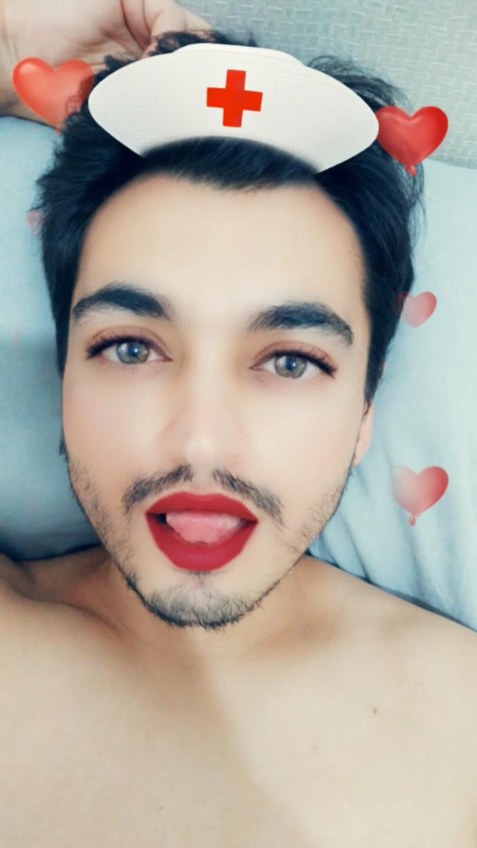 Selamlar ! Sizce Nora T. mi daha hoş ve çekici yoksa Tülin Yazkan mı?