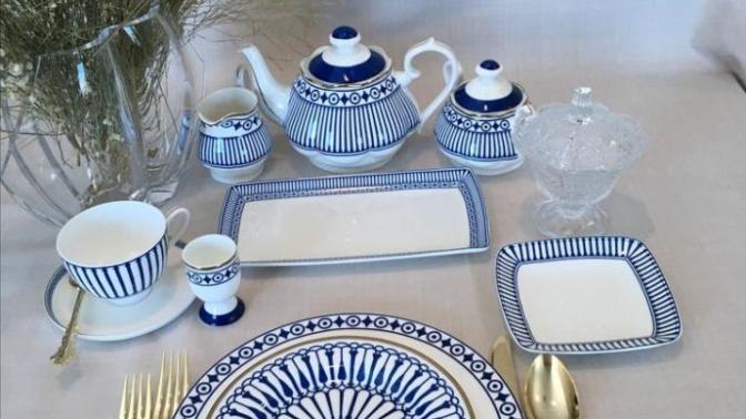 Royal Victoria Yemek Takımı Kullanan Varmı?