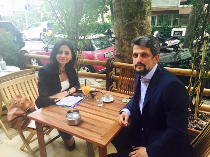 Hangi politikacı daha çekici ve karizmatik? Fotoğraflarını paylaştığım Garo Paylan mı, Berat Albayrak mı yoksa Eren Erdem mi?