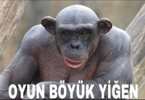 Kadınların "5 dakikaya hazırım" yalanı ile erkeklerin "5 dakikaya evdeyim" yalanı kapışsa hangisi kazanır?