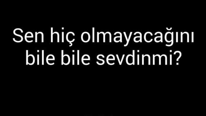 Anlaşamayacağını bile bile karşı cinsle tanışıp ilişki düşünmek doğru mu? Siz olmayacağını bile bile birini sever misiniz?