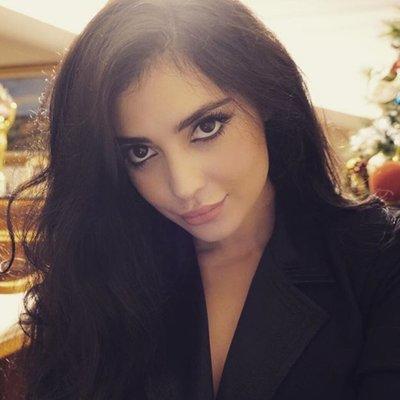 Bu kadın çok, aşırı güzellikte değil mi ya?