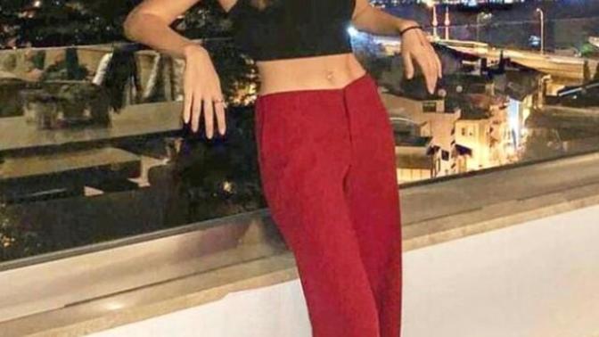 Hande Erçel, Bir Deri Bir Kemik Kaldı! Yeni halini nasıl buldunuz?