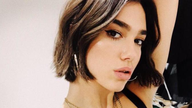 Dua Lipa çekici mi?
