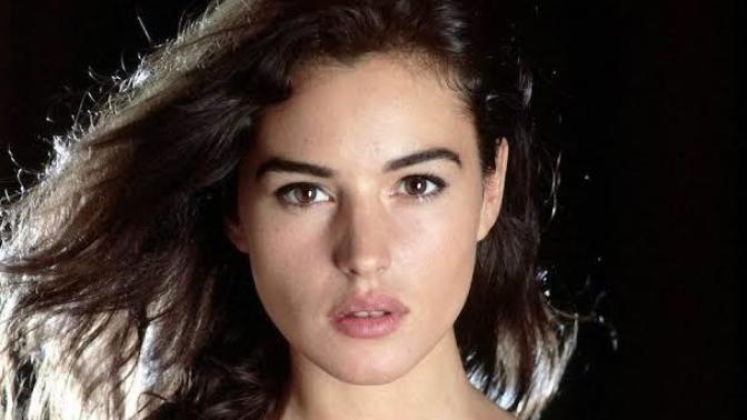 Monica Bellucci neden çok beğeniliyor? Bir de sadece Türkiyede mi popüler?