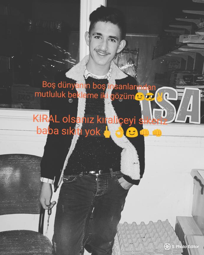 Sizce yakışıklımıyım..........