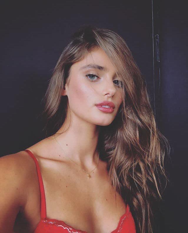Victoria’s Secret Meleği Taylor Hill ile ne yapmak isterdiniz?