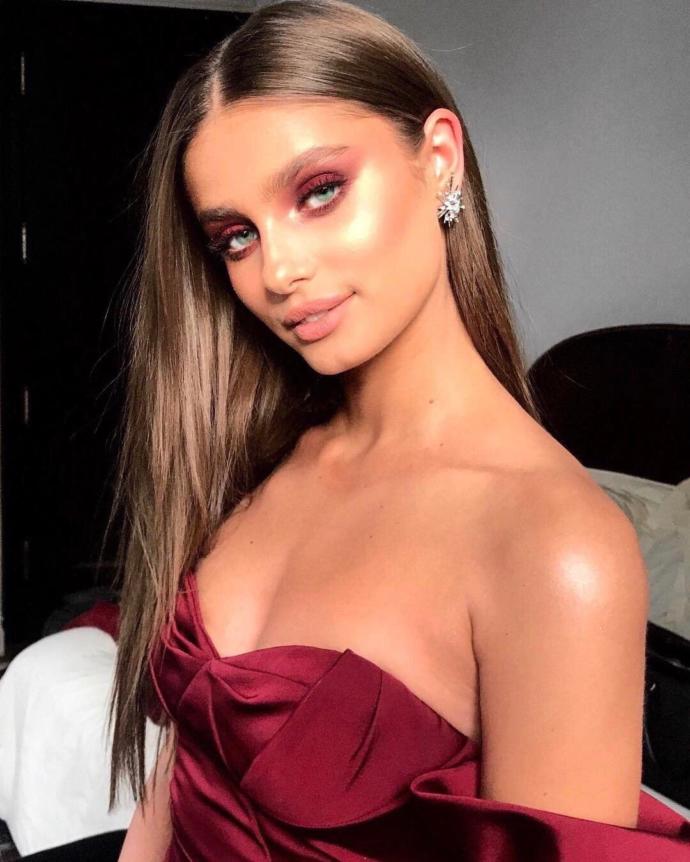 Victoria’s Secret Meleği Taylor Hill ile ne yapmak isterdiniz?