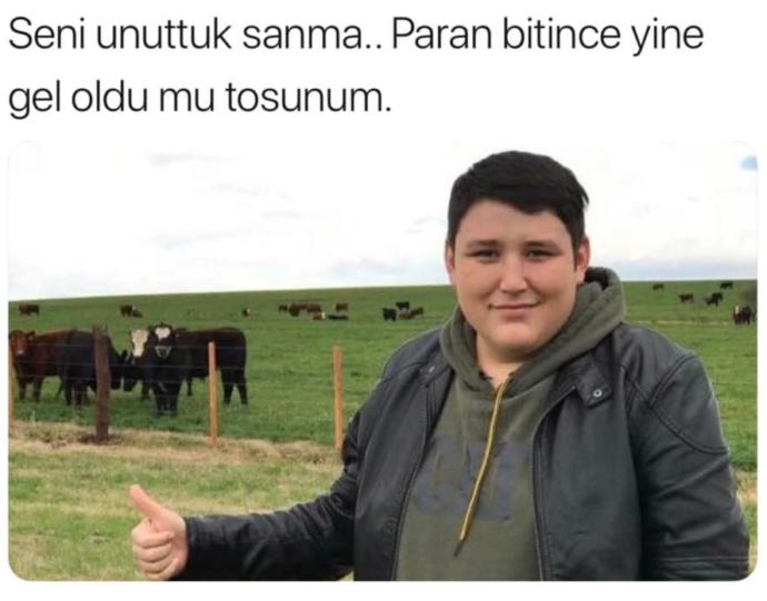Bu kadar insan şu Tosun’a nasıl inandı kandı anlamıyorum, hâla yakalanamadı ve paraları yemeğe devam ediyor, hakkımıdır tosunun?