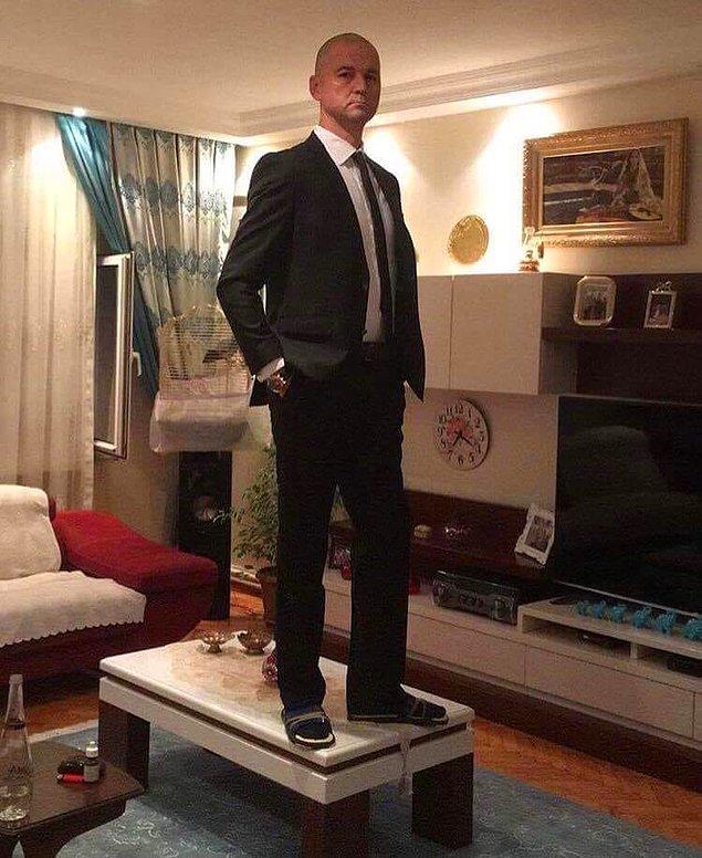 Kravat takan erkekler çok çekici değil mi?