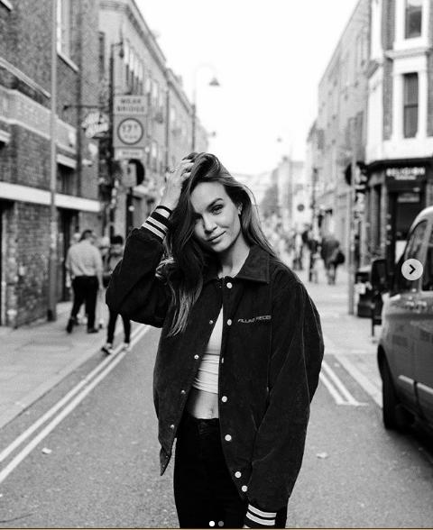 Barbara Palvin mi Romee Strijd mi? Bensu Soral mı? Gamze Erçel mi? Candice Swanepoel mi? Elsa Hosk mu?