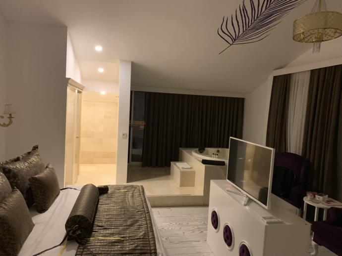 Antalya the wise Hotel kral dairesi nasil ben pek beğenmedim?