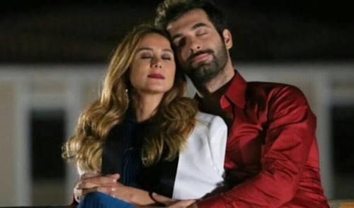 Ayrıldıktan sonra sessizliğe bürünen kadın sevmiş midir yoksa sevmemiş midir?