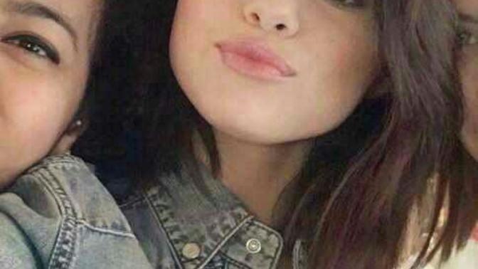 Selena Gomez mi, Ariana Grande mi?