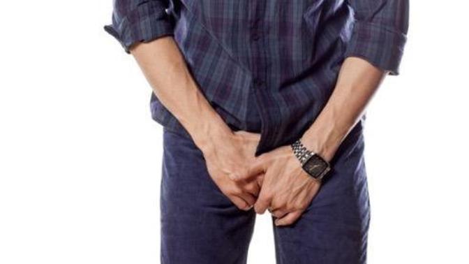 Erkekte penis neden kaşınır, baş kısmı bikaç gündür kaşınıyor bildiğiniz bir ilaç ve ya tedavi yöntemi var mı?