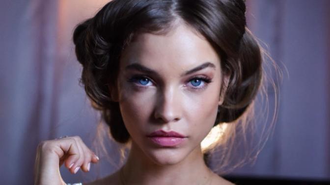 Barbara Palvin'in 5 sene sonra Victoria's Secret'a geri dönmesi sizce çok iyi oldu mu?