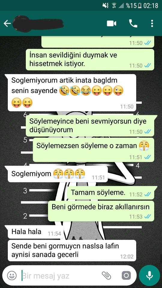 Onu sevdiğimi bildiği halde neden bana bu şekilde davranıyor?