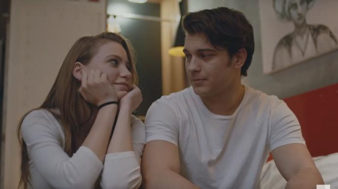 Çağatay Ulusoy'la en çok yakışan dizi/film partneri hangisiydi?