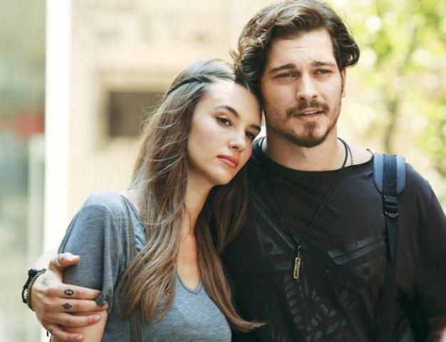 Çağatay Ulusoy'la en çok yakışan dizi/film partneri hangisiydi?