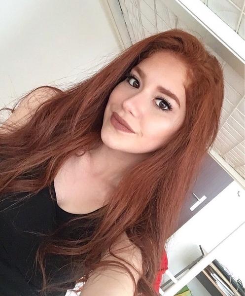 Bu kız çoook güzel değil mi ya?