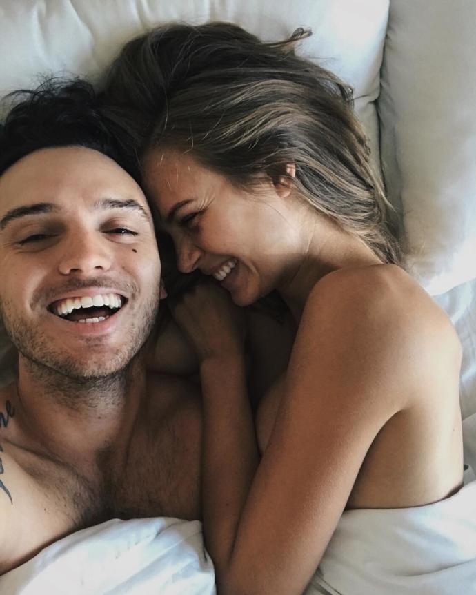 Josephine Skriver sevgilisiyle paylaştığı fotoğrafa  bir  bakabilir misiniz?