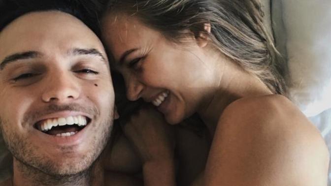 Josephine Skriver sevgilisiyle paylaştığı fotoğrafa  bir  bakabilir misiniz?