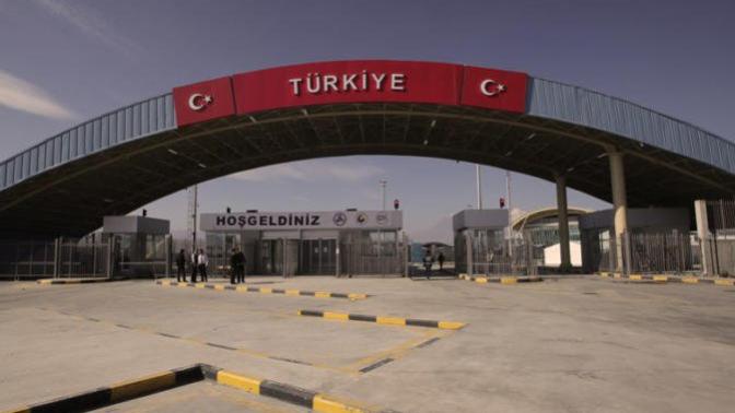 Türkiye'nin giriş kapısına bir yazı yazacak olsanız, ne yazardınız?
