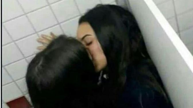 Kızlar neden tuvalete birlikte gidiyor?