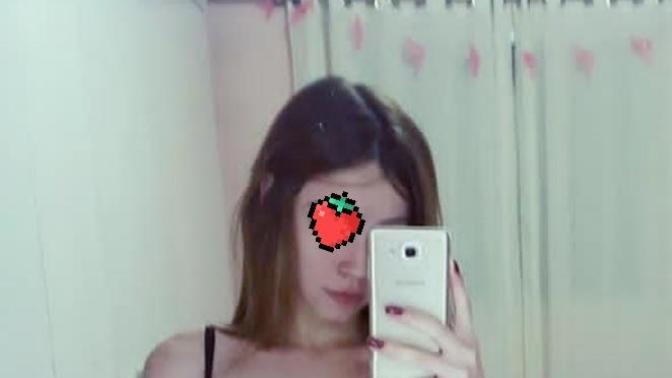 Eve geldin karşında bu şekil duruyorum naparsın?