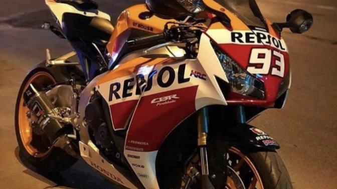 Eveeeettt beyler bayanlar sizce motor da racing mi chopper mı cafe racer mı?