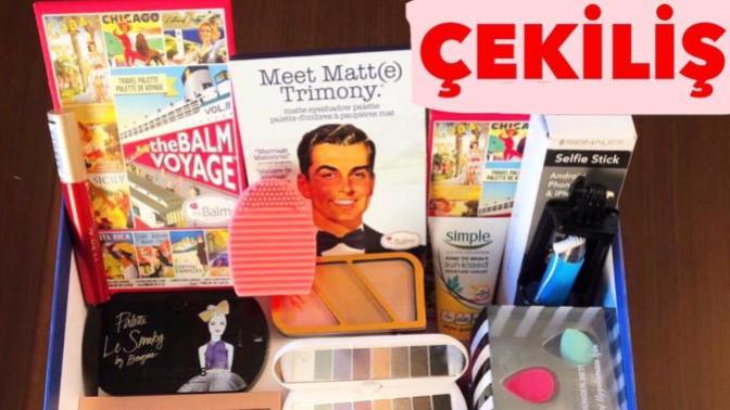 KizlarSoruyor'la ortak başlattığımız çekilişe katılıp süper bir makyaj seti kazanmaya ne dersiniz?