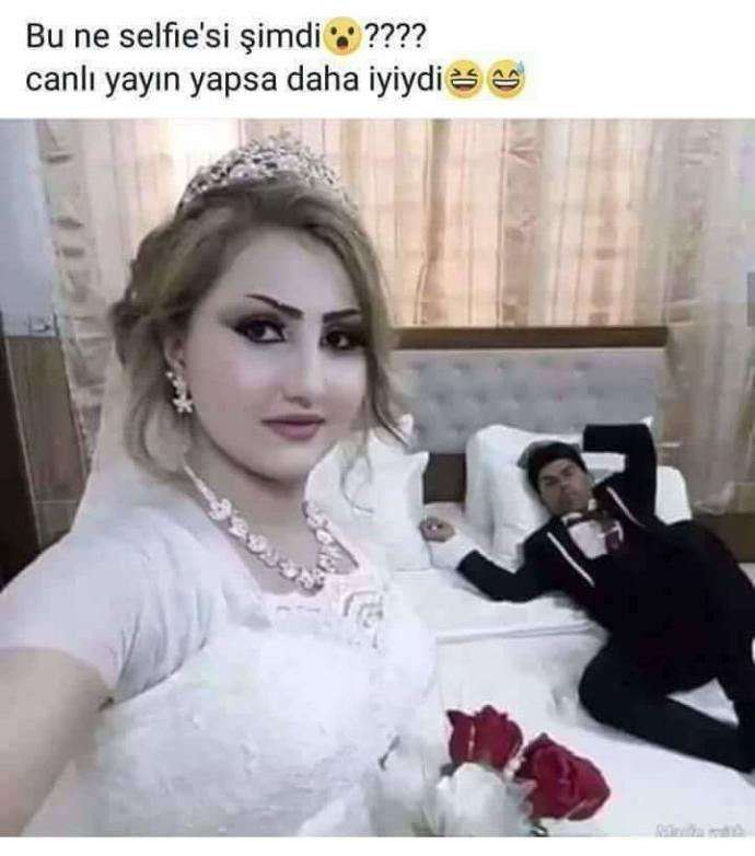 Canlı yayın yapsa daha mı iyi olurmuş ki😂?