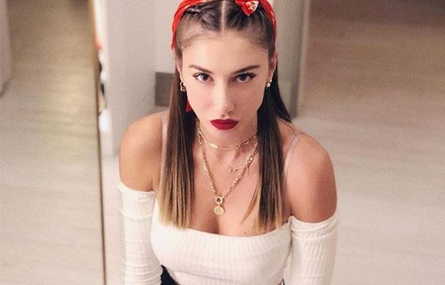 Şeyma Subaşı 'nın kredi kartı borcu aylık 750.000 TL imiş.. Eşiniz her ay yüksek miktarda harcama yapsa, ondan boşanır mısınız?