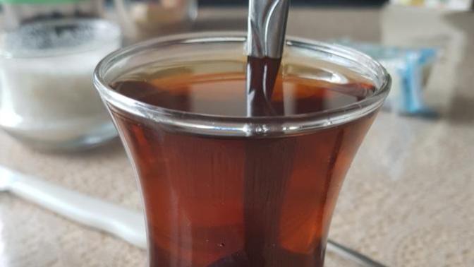Günde kaç adete kadar küp şeker veya çay kaşığı şeker alınabilir?