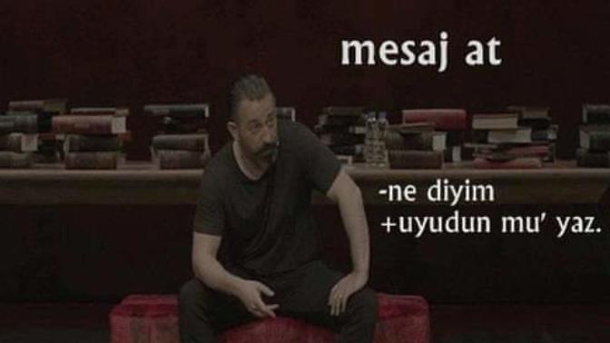 Gece 12-1'den sonra "beyinle yazılmayan mesaj" sınıfına giren mesajlarda bir artış oluyor mu sizce?
