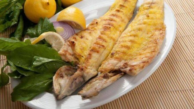 Balık yiyemiyorum sürekli kılçığı boğazıma kaçtığı için?