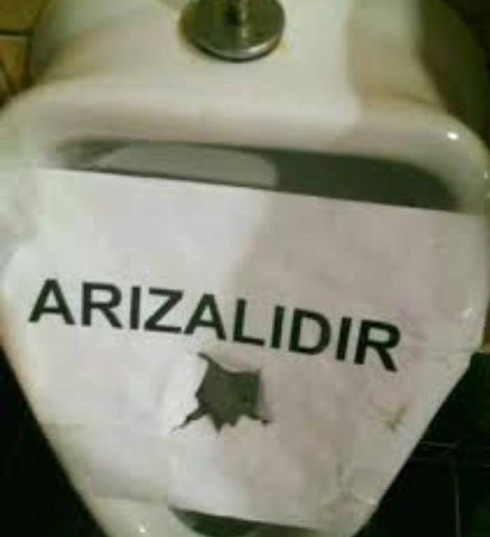 Çok sıkışsanız umumi tuvaletleri arızalı da olsa kullanır mısınız?