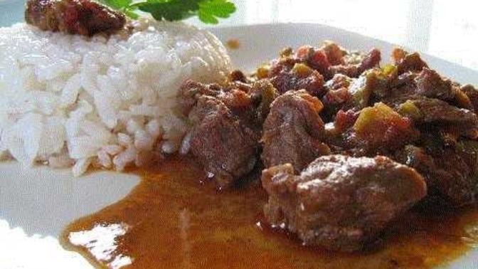 Etli yemeklerinin yanına en iyi ne gider?