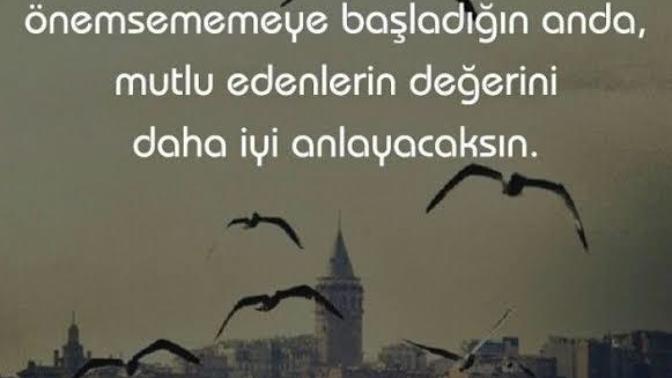 Söyle seni kim üzdü bu kadar? Sevdiklerin mi? Vazgeçtiklerin mi?