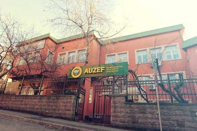  İstanbul  ÜNİVERSİTESİ AUZEF TARİH BÖLÜMÜ OKUYANLARLA WHATSAPP GURUBU KURMAK İSTİYORUM?