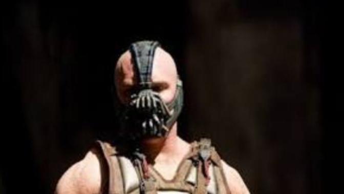 Batman serisinin kötü karakterini en iyi kim canlandırdı? Joker mi , Bane mi?