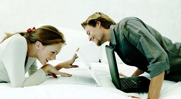 İnternette karşı cinsle mesajlaşmak aldatma kapsamına girer mi, flört uygulamaları hakkında ne düşünüyorsunuz?