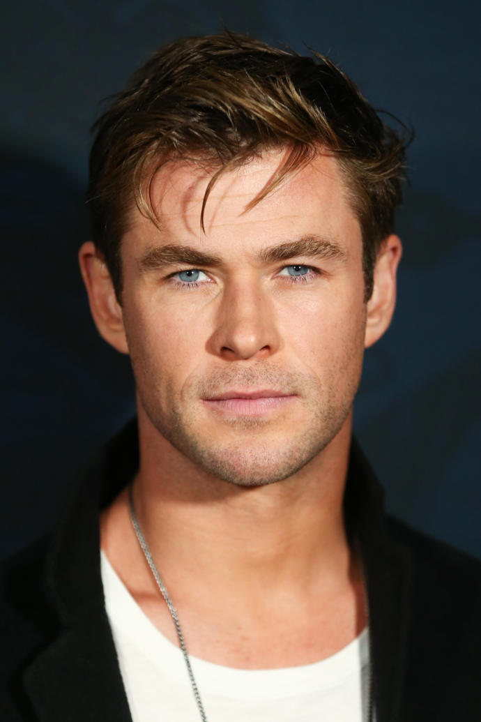 Henry Cavill mi yoksa Chris hemsworth mu daha yakışıklı?