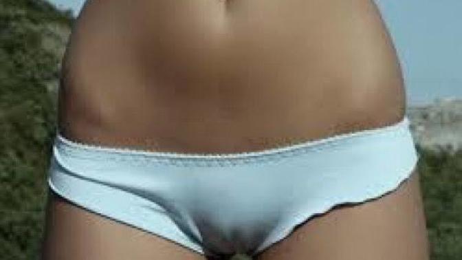 Cameltoe dekoltesi sizce uygun mu?