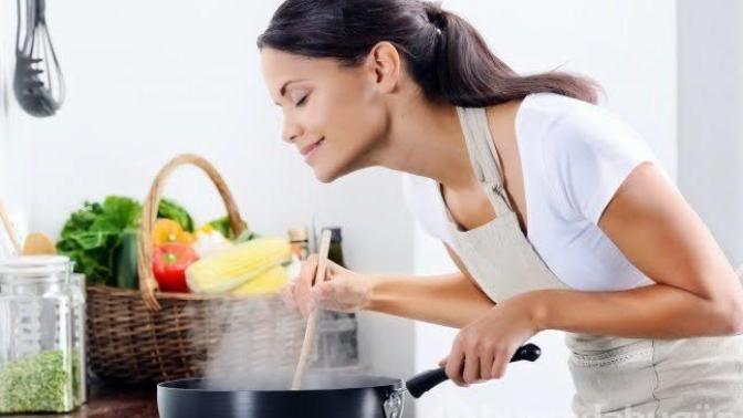 Yemek yapmak neden kadın işi gibi gösterilir?
