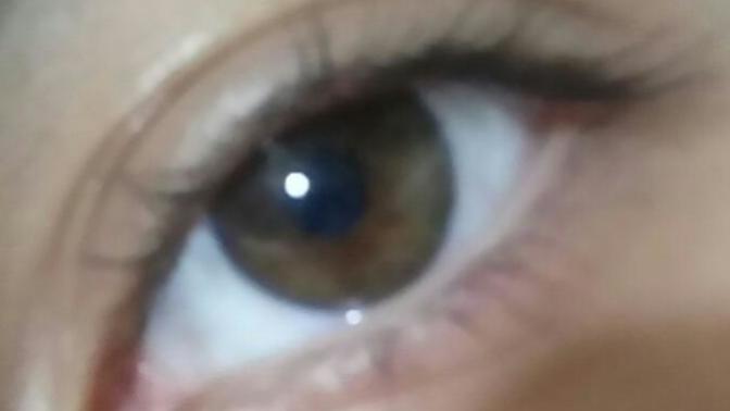 En doğal görünümlü renkli kontakt lens markası hangisi? Kullananlar yardımcı olabilir mi?