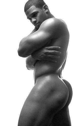 Kadınların yüzde 36’sı erkeğin poposunu çok çekici buluyor. Poposu güzel olan her erkek seksi midir?